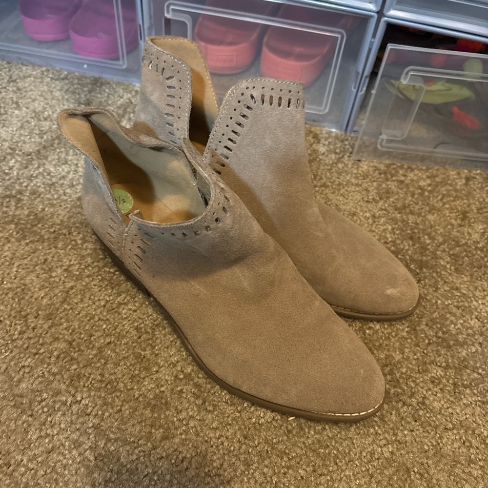 Lucky Brand Taupe Suede Ankle Booties